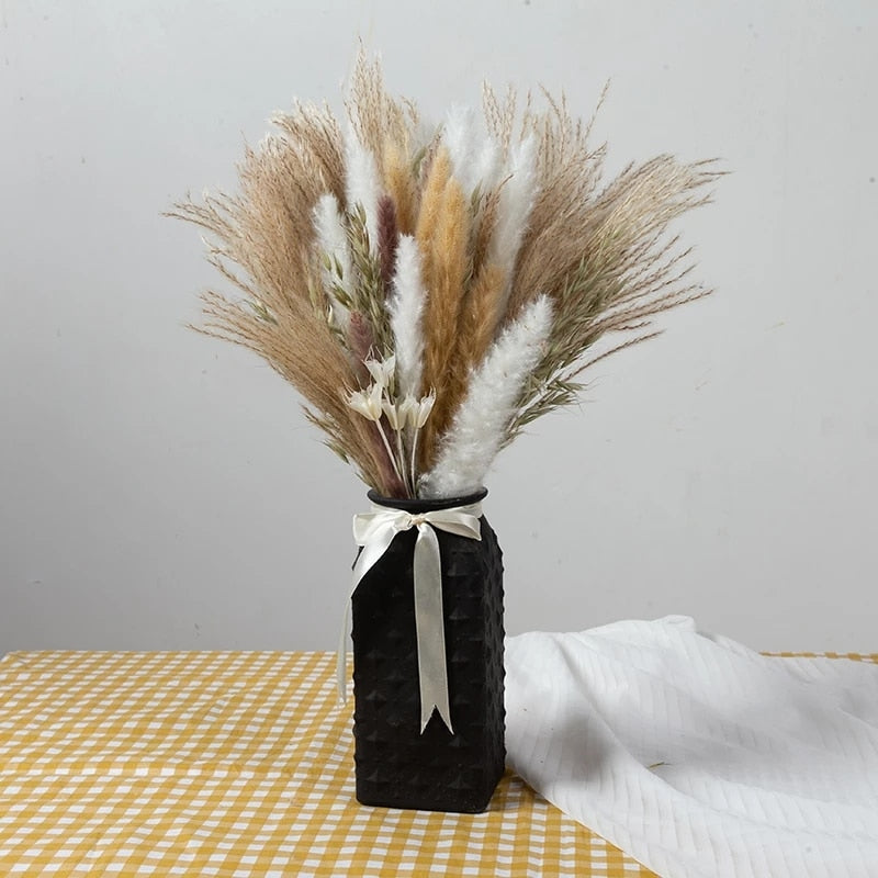 Natural Dried Pampas Grass Bouquet