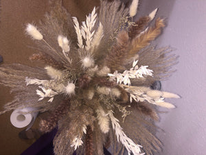 Natural Dried Pampas Grass Bouquet