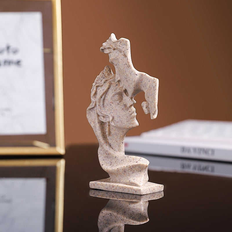 Lovers Statue Mini Resin Crafts Sculpture